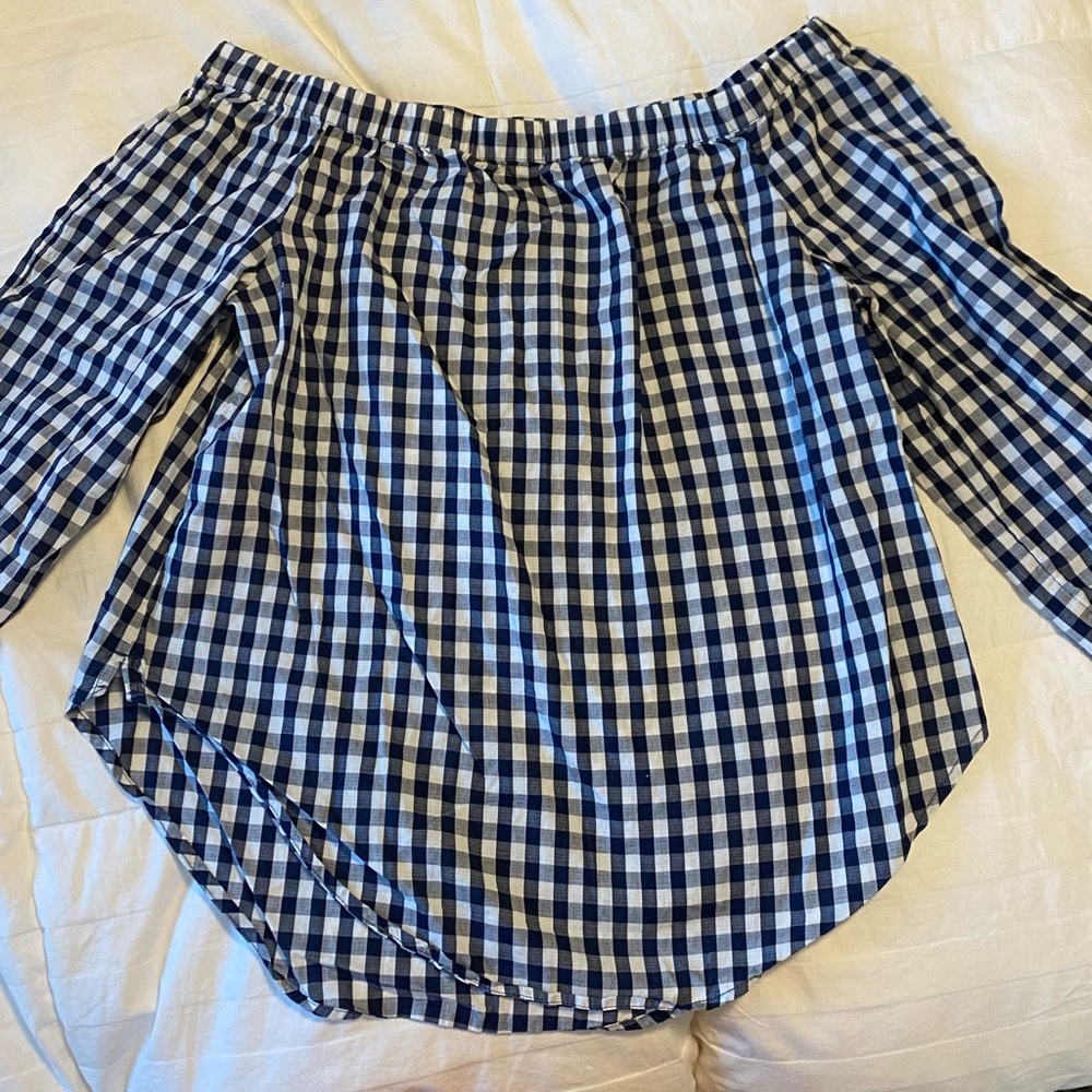 Off the shoulder Navy Buffalo top